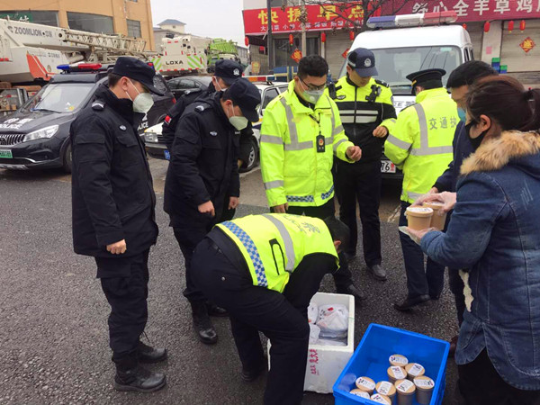 台儿庄 | 小瓦屋土菜酒店的“暖心饭”