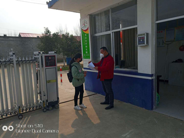 马兰屯镇各校举行开学疫情防控模拟演练