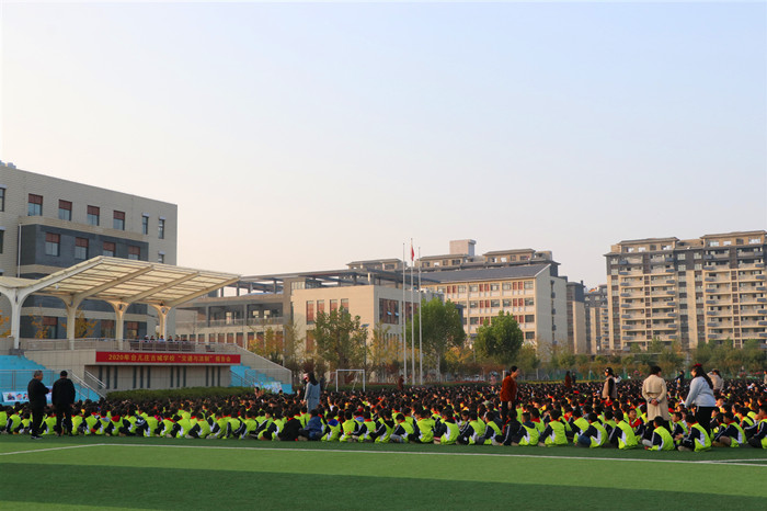 1-2010201F634-50.jpg
