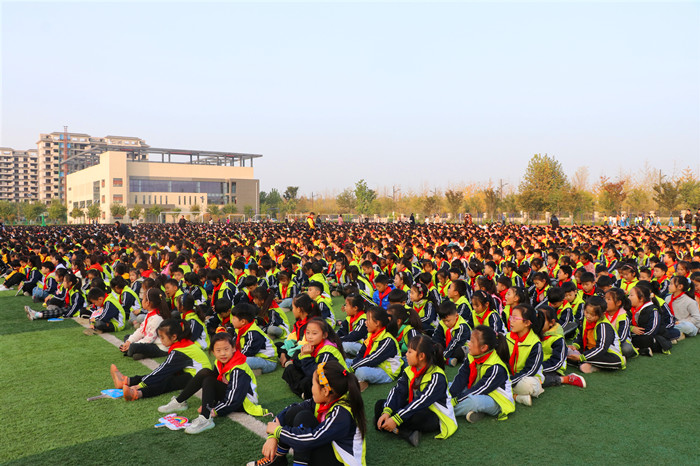 1-2010201F634.jpg