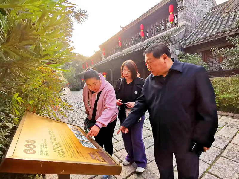 微信图片_20250512211320_副本.jpg