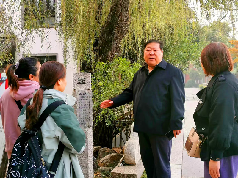 微信图片_20250512211325_副本.jpg